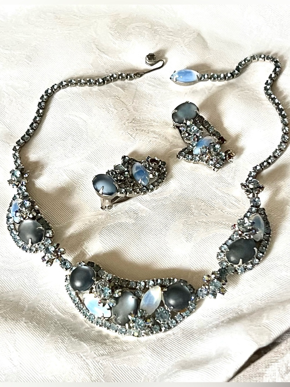 💎 Vintage Moonstone & Blue Rhinestone Demi-Parure Bib Necklace & Earring Set